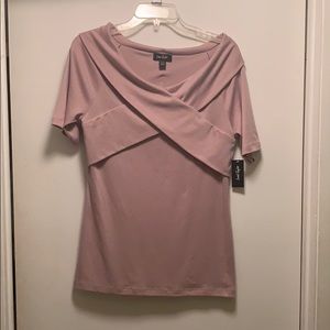 🌻 Pink short sleeved dressy top